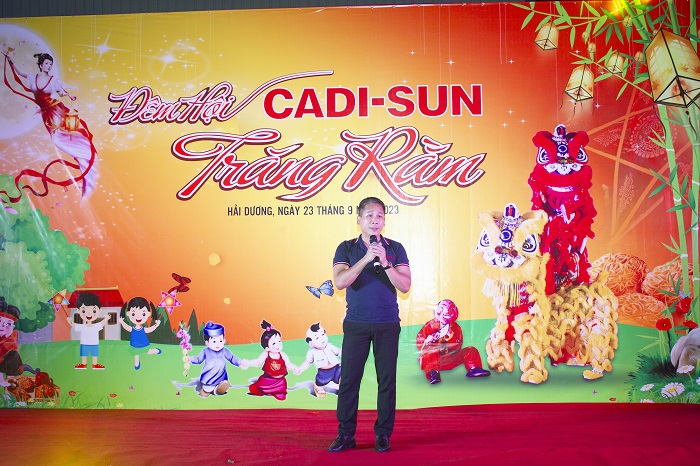 Hàng trăm em nhỏ CADI-SUN Hải Dương vui hội trăng Rằm